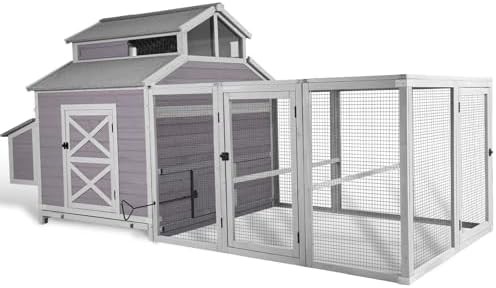 Wooden poultry cage with integrated run