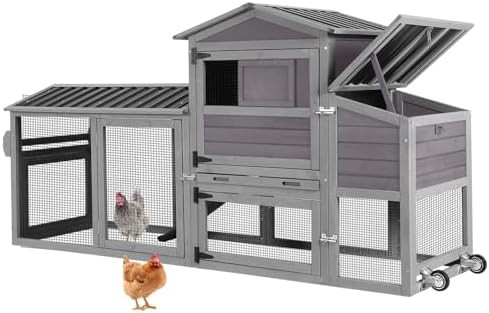 Wooden mobile chicken coop for 2 to 4 chickens