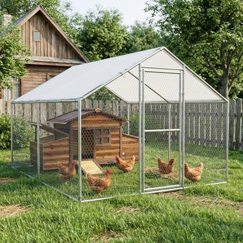Brown wooden coop with nesting box — photo 4